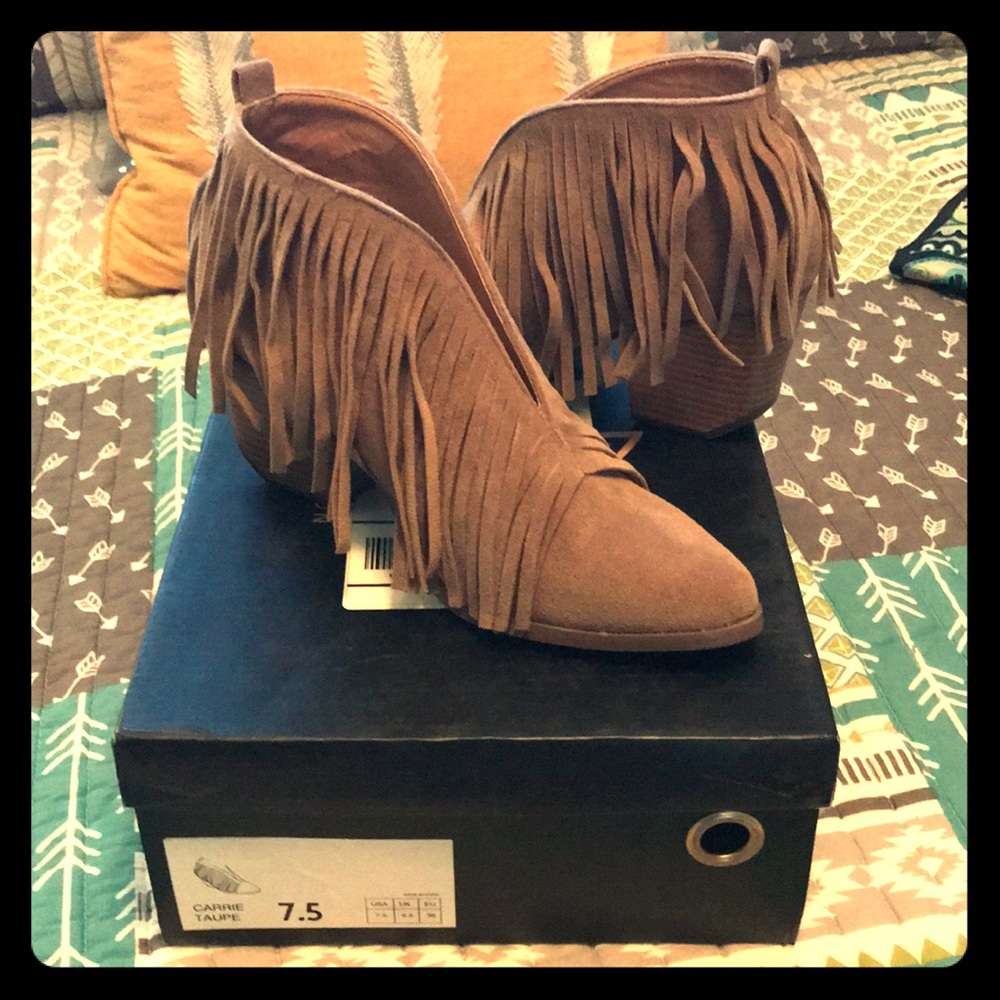 BEAST Fashion fringe booties